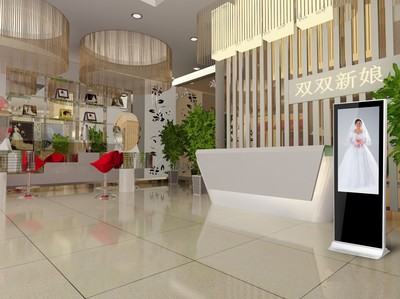 保千里系列產品掀起了商顯熱潮